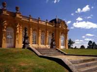 Wrest Park Gardens, Luton 